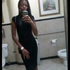 Meet your Posher, Chanel